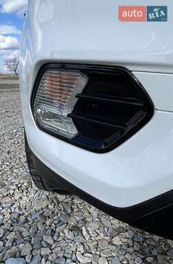 Внедорожник / Кроссовер Ford Escape 2016 в 