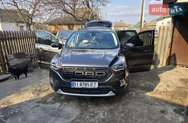 Внедорожник / Кроссовер Ford Escape 2018 в 
