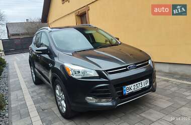 Позашляховик / Кросовер Ford Escape 2015 в Радивиліві