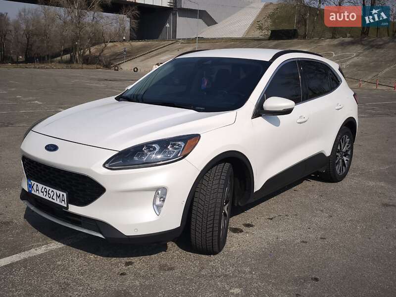 Позашляховик / Кросовер Ford Escape 2020 в Києві