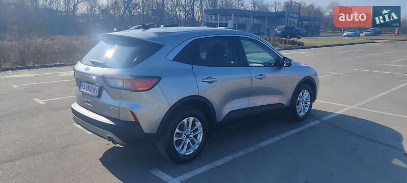 Внедорожник / Кроссовер Ford Escape 2022 в Ирпене
