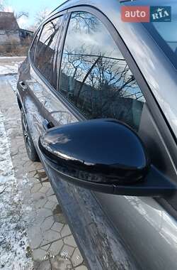 Позашляховик / Кросовер Ford Escape 2021 в Києві