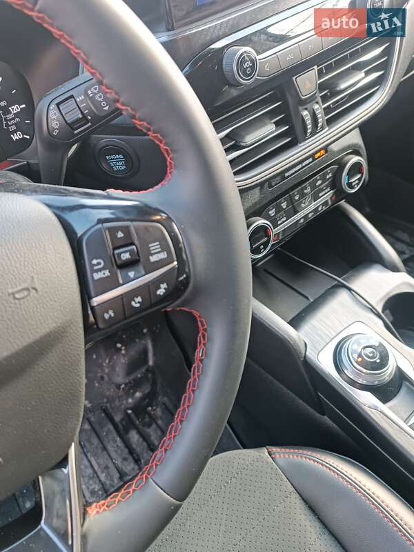 Внедорожник / Кроссовер Ford Escape 2021 в Киеве