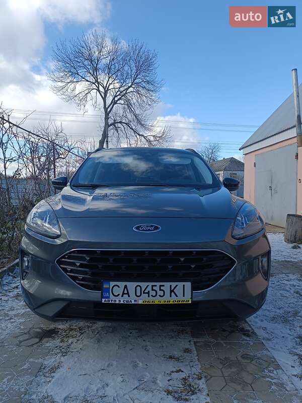 Внедорожник / Кроссовер Ford Escape 2021 в Киеве