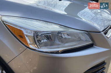 Внедорожник / Кроссовер Ford Escape 2012 в Городище