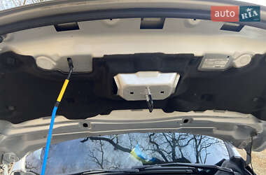 Внедорожник / Кроссовер Ford Escape 2012 в 