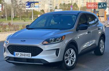 Внедорожник / Кроссовер Ford Escape 2019 в 