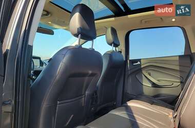 Внедорожник / Кроссовер Ford Escape 2017 в Киеве