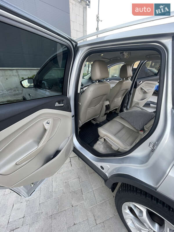 Внедорожник / Кроссовер Ford Escape 2013 в Львове