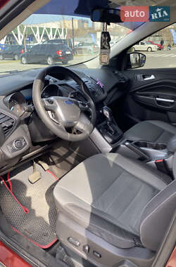 Внедорожник / Кроссовер Ford Escape 2015 в Хмельницком