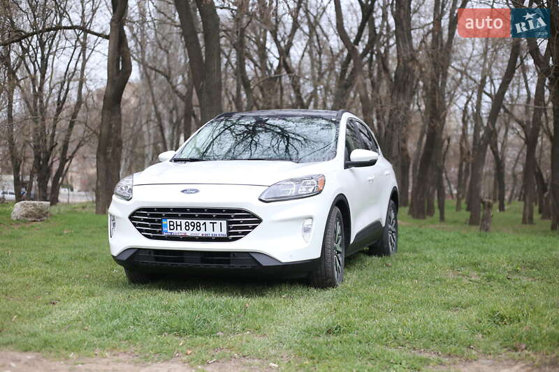 Внедорожник / Кроссовер Ford Escape 2019 в Одессе