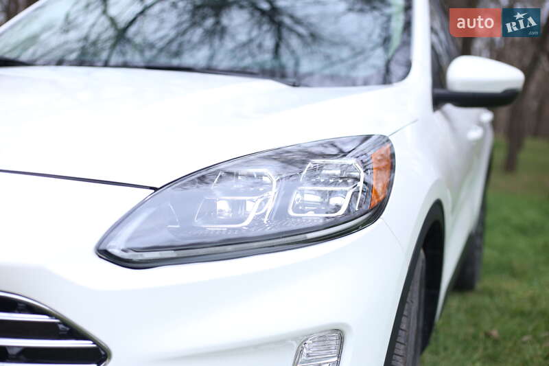Внедорожник / Кроссовер Ford Escape 2019 в Одессе