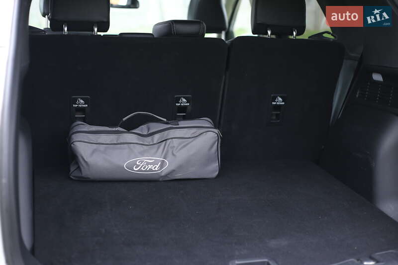 Внедорожник / Кроссовер Ford Escape 2019 в Одессе