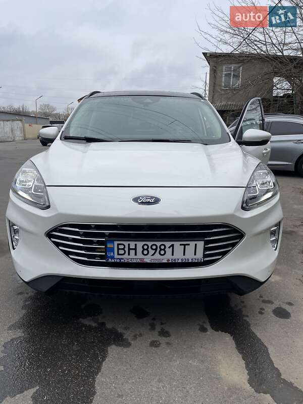 Внедорожник / Кроссовер Ford Escape 2019 в Одессе