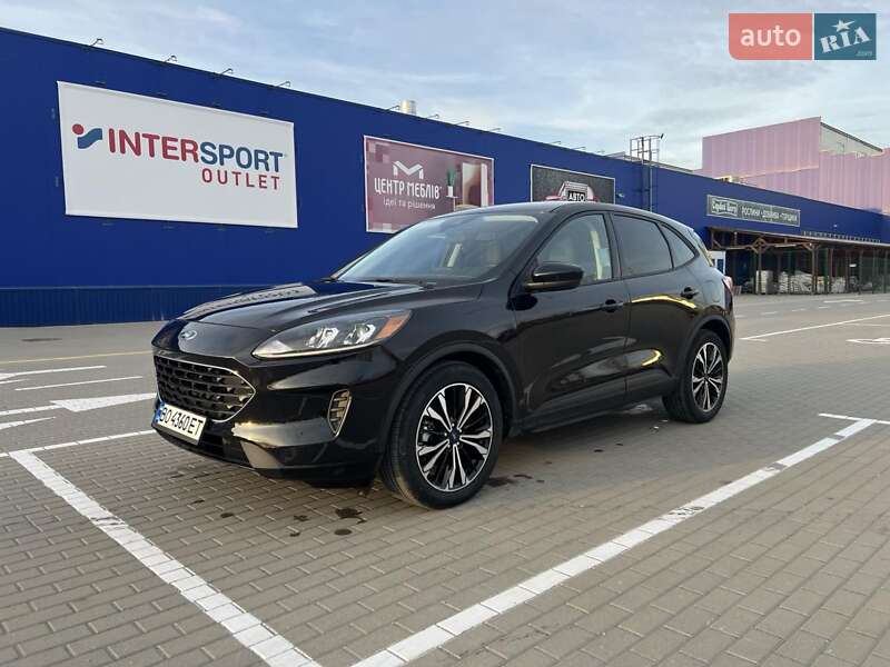 Внедорожник / Кроссовер Ford Escape 2021 в Тернополе
