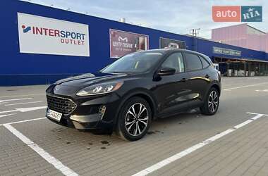Внедорожник / Кроссовер Ford Escape 2021 в 