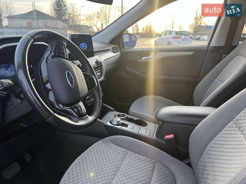 Внедорожник / Кроссовер Ford Escape 2021 в Тернополе