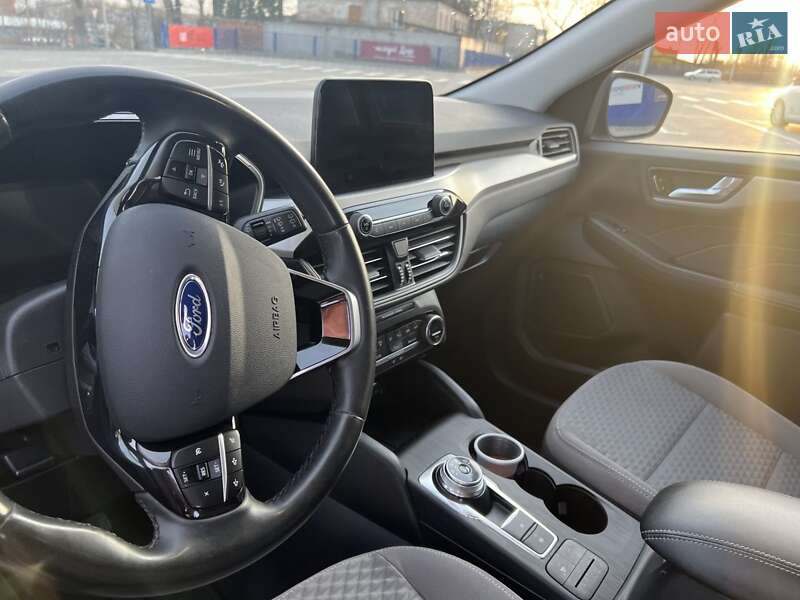 Внедорожник / Кроссовер Ford Escape 2021 в Тернополе