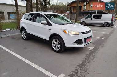 Внедорожник / Кроссовер Ford Escape 2016 в 