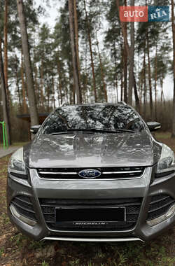 Внедорожник / Кроссовер Ford Escape 2013 в 