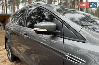 Внедорожник / Кроссовер Ford Escape 2013 в 