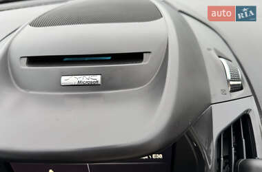 Внедорожник / Кроссовер Ford Escape 2013 в 