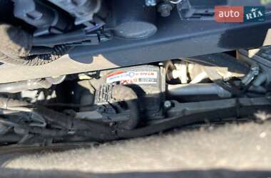 Внедорожник / Кроссовер Ford Escape 2015 в 