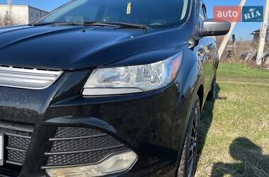 Внедорожник / Кроссовер Ford Escape 2015 в 