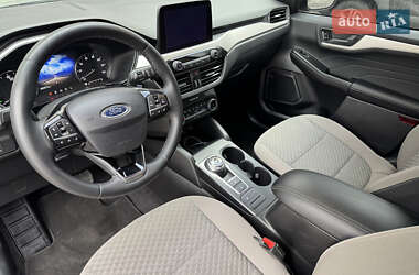 Внедорожник / Кроссовер Ford Escape 2022 в 