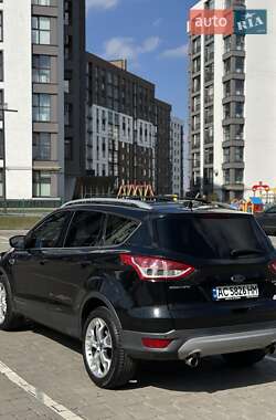 Внедорожник / Кроссовер Ford Escape 2013 в 