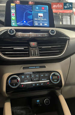 Внедорожник / Кроссовер Ford Escape 2021 в Кропивницком