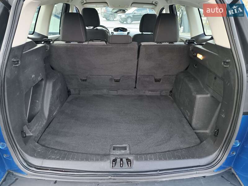 Внедорожник / Кроссовер Ford Escape 2016 в Львове