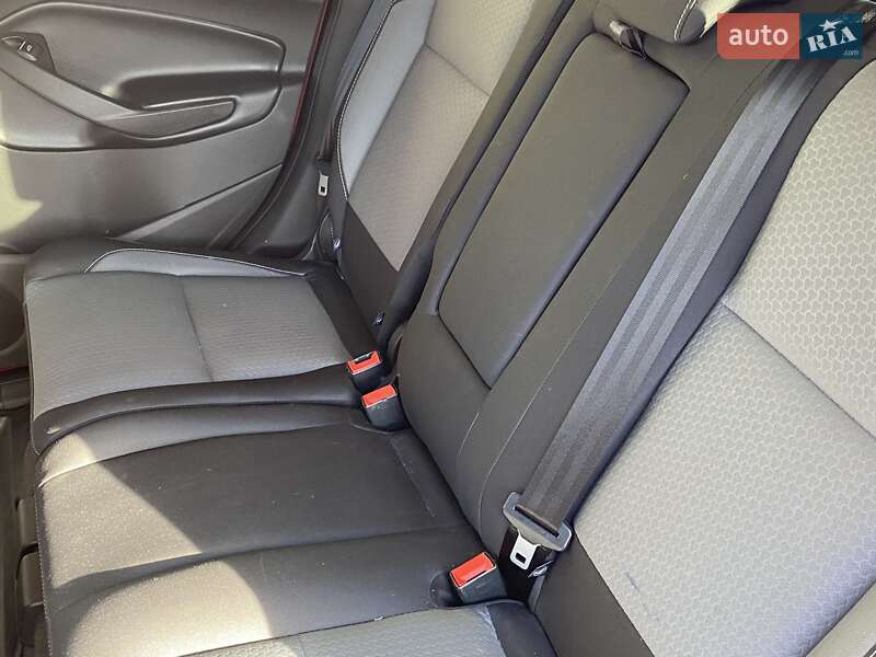 Внедорожник / Кроссовер Ford Escape 2018 в Киеве