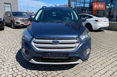 Внедорожник / Кроссовер Ford Escape 2018 в 