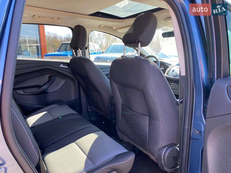 Позашляховик / Кросовер Ford Escape 2018 в Львові