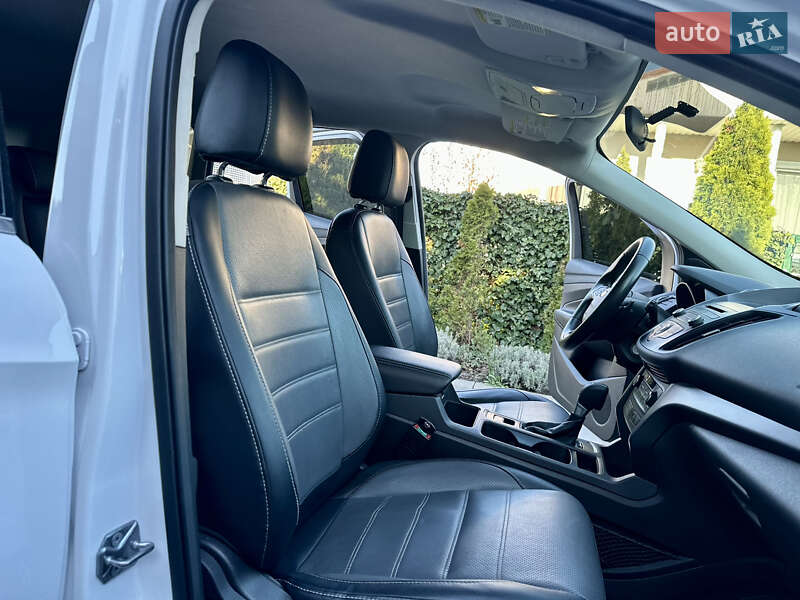 Внедорожник / Кроссовер Ford Escape 2017 в Одессе