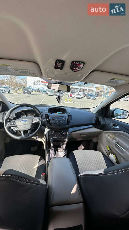 Позашляховик / Кросовер Ford Escape 2016 в Броварах фото 11 Позашляховик / Кросовер Ford Escape 2016 в Броварах
