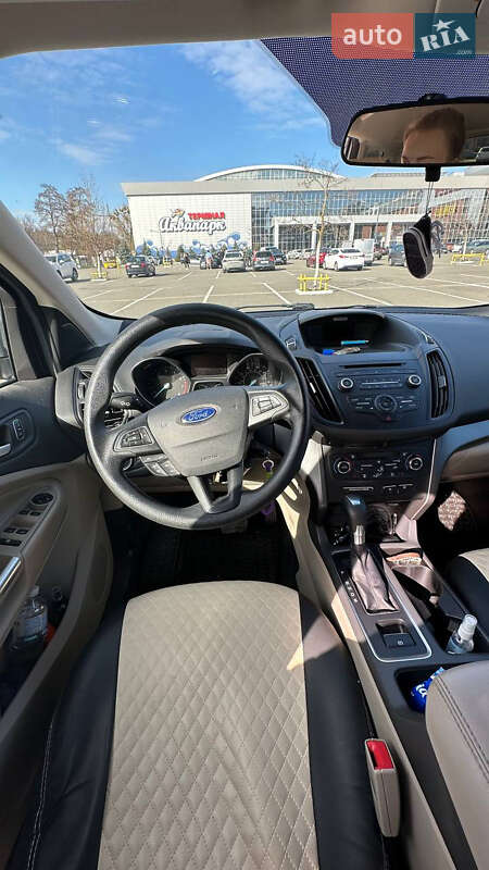 Позашляховик / Кросовер Ford Escape 2016 в Броварах фото 13 Позашляховик / Кросовер Ford Escape 2016 в Броварах
