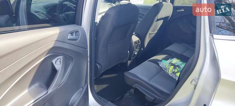 Внедорожник / Кроссовер Ford Escape 2016 в Черкассах фото 9 Внедорожник / Кроссовер Ford Escape 2016 в Черкассах