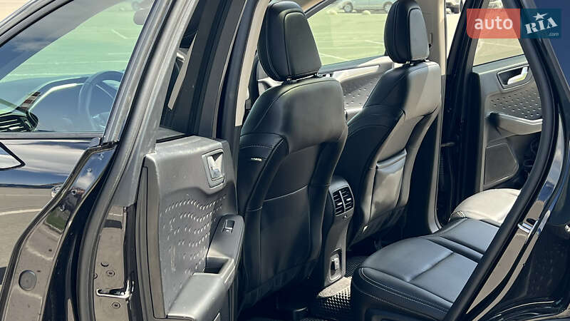 Внедорожник / Кроссовер Ford Escape 2020 в Днепре