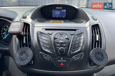 Позашляховик / Кросовер Ford Escape 2014 в 