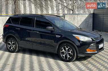 Позашляховик / Кросовер Ford Escape 2014 в 