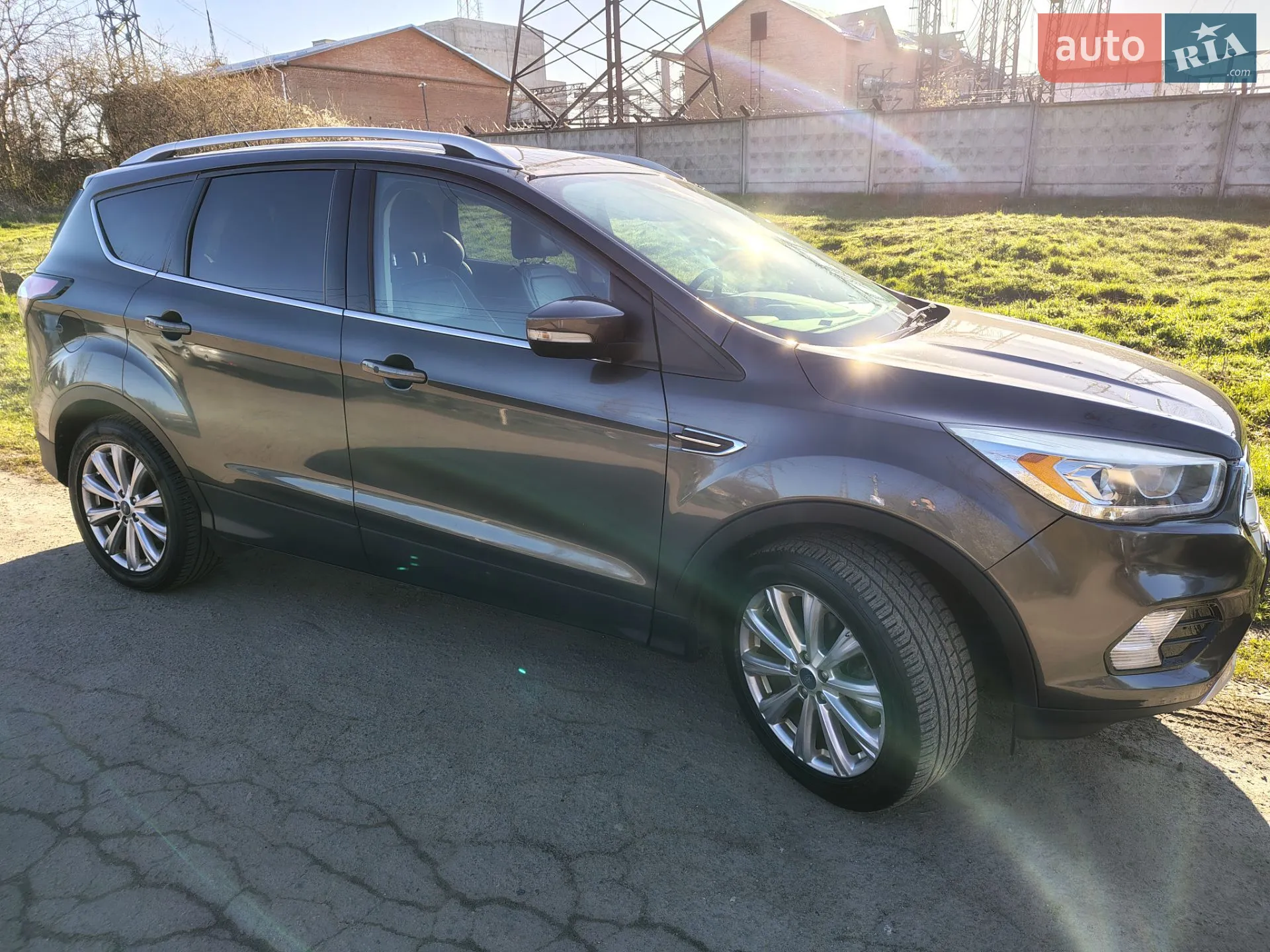 2017 Ford Escape - мініатюра 2