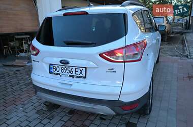 Внедорожник / Кроссовер Ford Escape 2014 в 