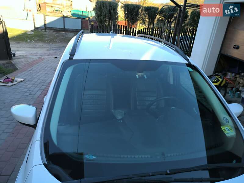 Внедорожник / Кроссовер Ford Escape 2014 в Тернополе