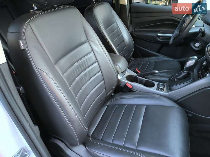 Внедорожник / Кроссовер Ford Escape 2014 в Тернополе