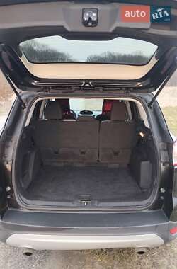 Внедорожник / Кроссовер Ford Escape 2014 в 