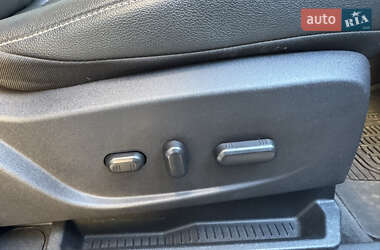 Внедорожник / Кроссовер Ford Escape 2014 в 