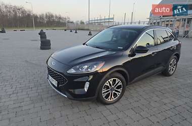 Внедорожник / Кроссовер Ford Escape 2020 в 