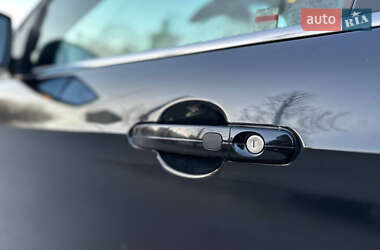 Внедорожник / Кроссовер Ford Escape 2014 в 